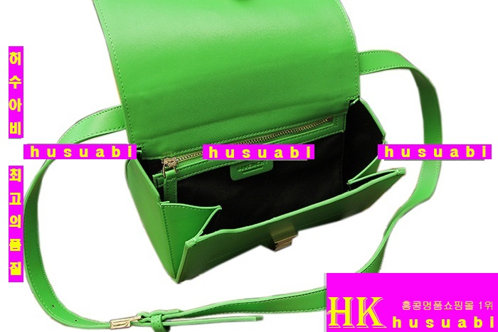 ����� ���ǵ��� �̴� GV5671-2