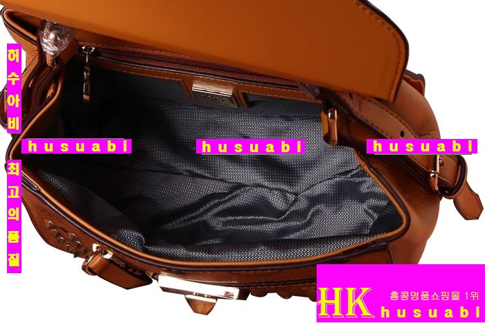 2015�Ż� ������ �̴�ũ�ν��� MCM ���ڰ��� MN2175-5