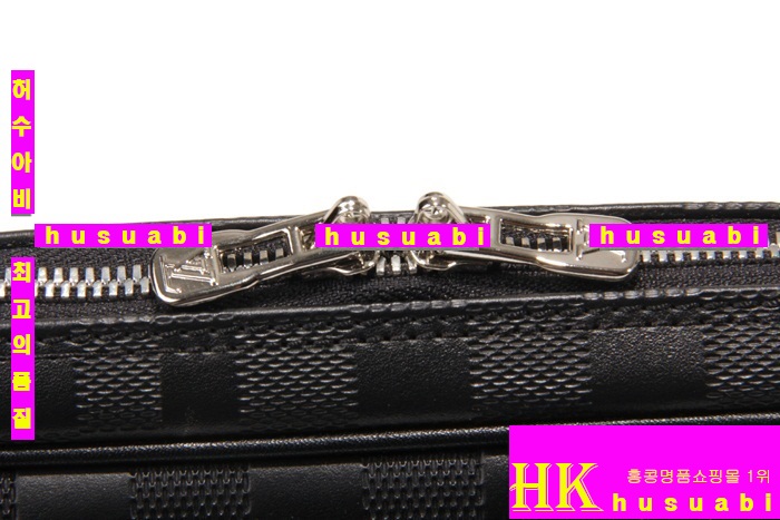 ���̺��� ���� ũ�ν��� M41197-1