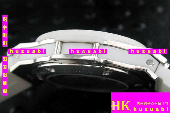 HUBLOT - �ð� BIG BANG CHRONOGRAPH WHITE CERAMIC