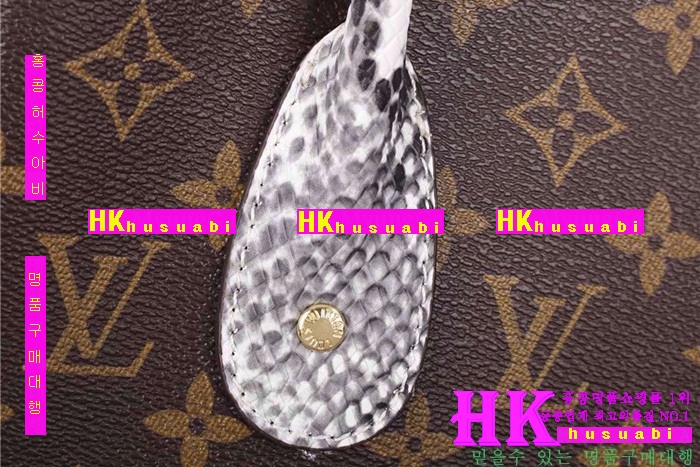 2016 ���̺��� �Ż󰡹� N42888-2