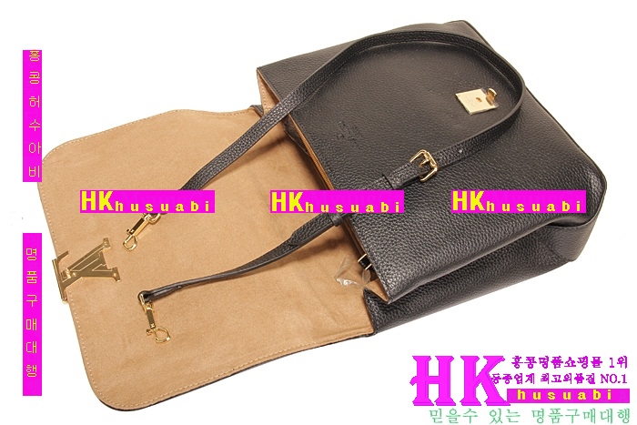 ���̺��� ��Ÿ�� �Ż� M50257-1