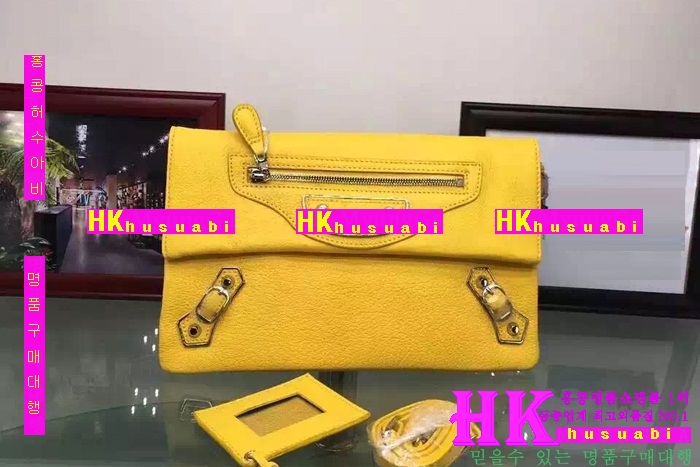 �߷��þư� Ŭ��ġ�� 084357-11