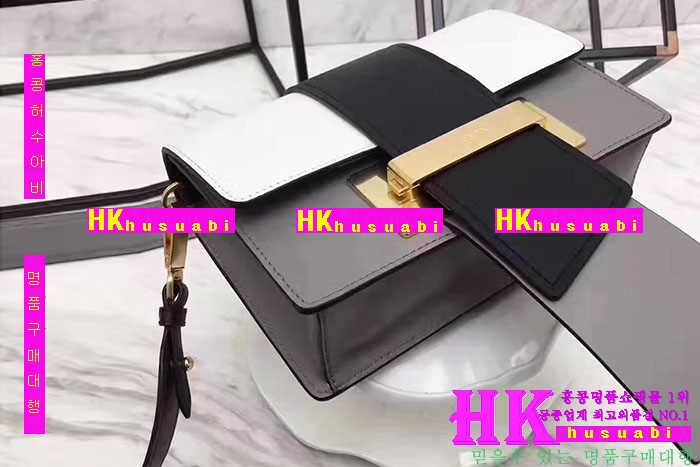 �ڹ̷��ޡ�NEW ����� �Ż� ������ ũ�ν��� PA170405-14