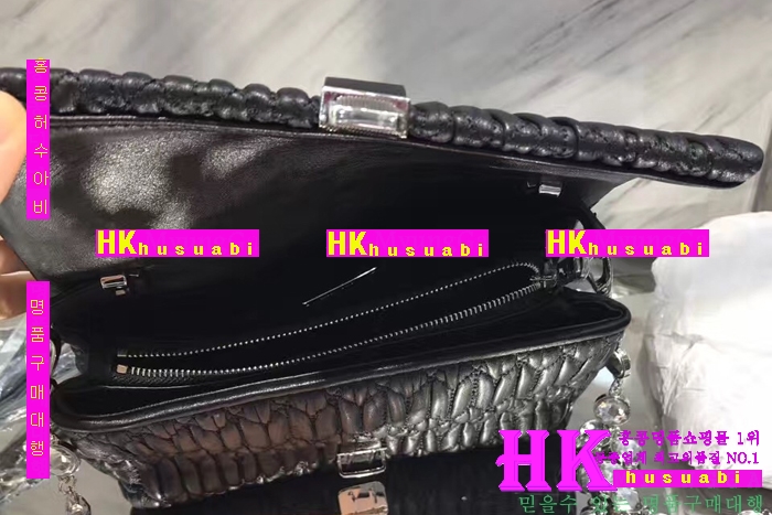 NEW �̿�̿� �Ż� ������ ũ�ν��� MIU170413-47