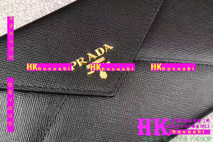 NEW ����� �Ż� �α� ���� ���ǾƳ� Ŭ��ġ��  PA170429-65