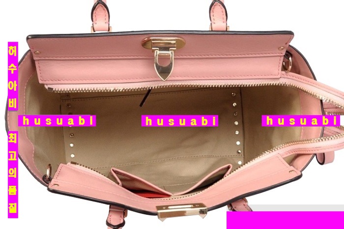 �߷�Ƽ�� �����͵� ũ�ν��� VA2016-8