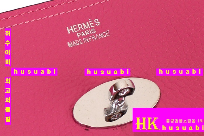 �����޽� �̸��� ũ�ν��� HE0148-9