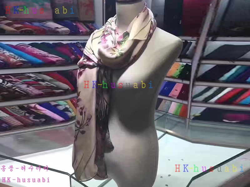 NEW  ���� �Ż� ������ ��ī�� GU170612-5