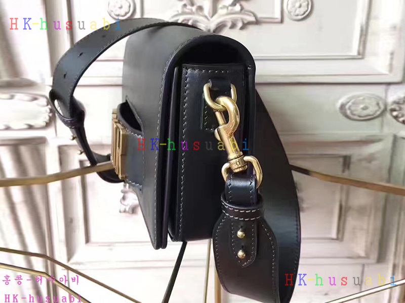 �ڹ̷��ޡ�NEW ��ýŻ� ũ�ν���30PJM825YR491