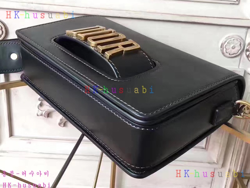 �ڹ̷��ޡ�NEW ��ýŻ� ũ�ν���30PJM825YR491