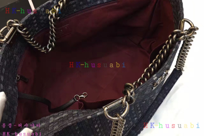 �ڹ̷��ޡ�CHANEL 17FW ���� Ʈ���� ��Ʈ��F7_F827V_1