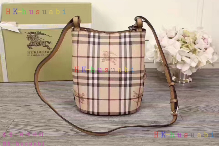 NEW  17S/S ������ �Ż� ���� ���̸��� üũ ũ�ν��ٵ� ��Ŷ �� 40571561