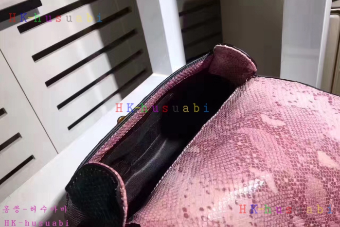 ��NEW�� 17S/S ���� ���̵� �� ������ ũ�ν��� 384821-3