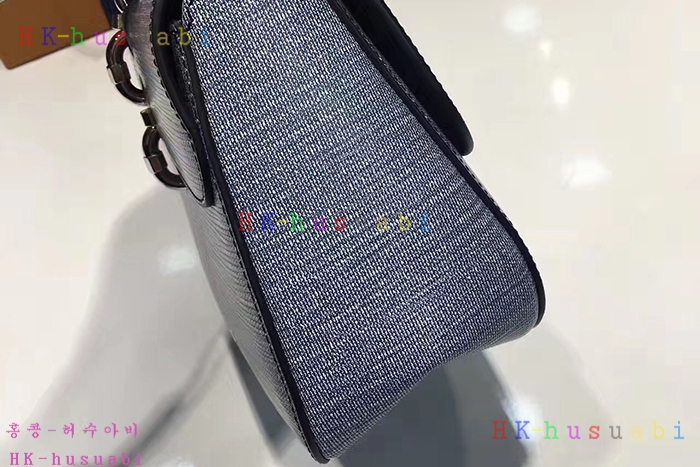 �ڹ̷��ޡ� NEW 17S/S ���̺��� ü���չ� PM M54619