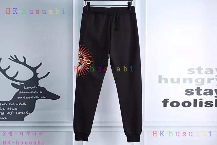 NEW ���� 17S/S�Ż� �������� Ʈ���̴� ��Ʈ GU170826-A5