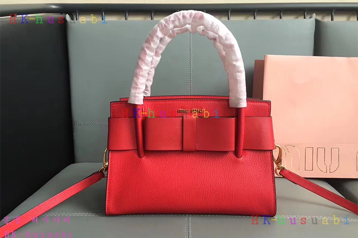 �ڹ̷��ޡ� 2017F/W �̿�̿� �Ż� ����� ���� ��Ʈ�� �̵� 5BA056