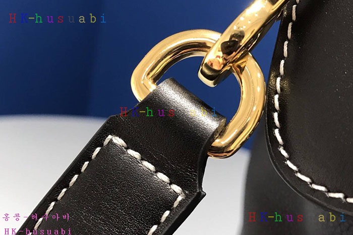 �ڹ̷��� �ڷο��� ������ ��Ʈ�� LW64451