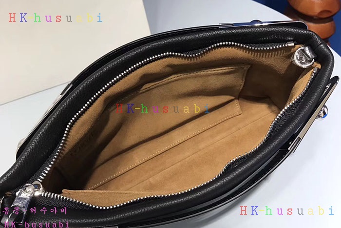 �ڹ̷��� �ڷο��� ������ ��Ʈ�� LW64454