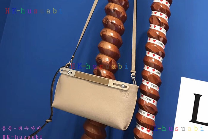 �ڹ̷��� �ڷο��� ������ ��Ʈ�� LW64455