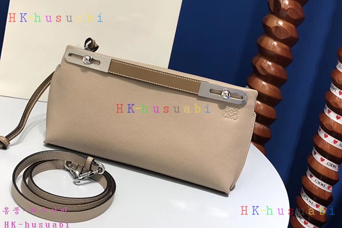 �ڹ̷��� �ڷο��� ������ ��Ʈ�� LW64455