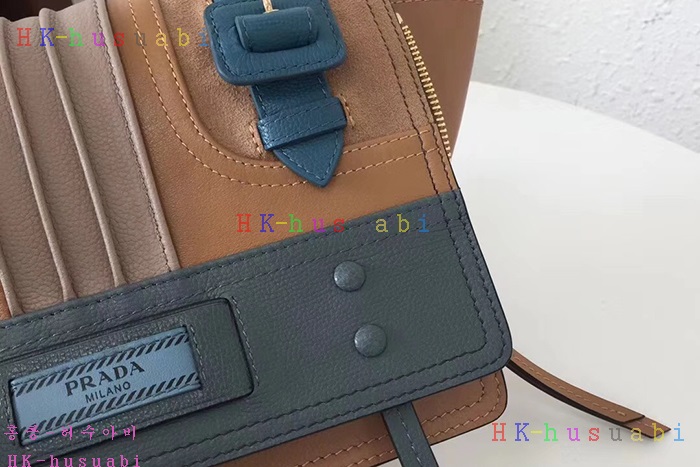 �ڹ̷��ޡ� ����� ��Ƽ�Ϲ� PR1BD093