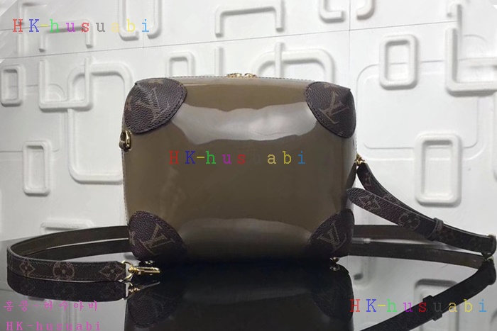 �ڹ̷��ޡ� ���̺��� ���Ͻ��� M54390-4