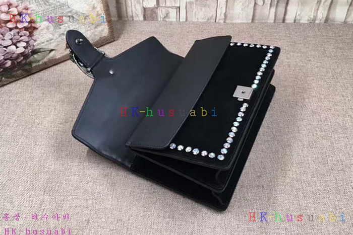 �ڹ̷��ޡ� ���� ����ϼҽ��� �Ż� GU 400249-3