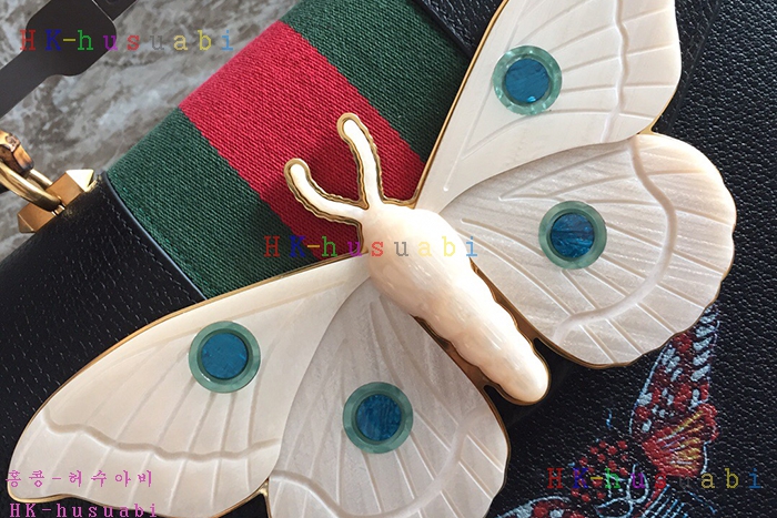 �ڹ̷��ޡ� ���� �� �������õ� ��� ž�ڵ�� GU 488691