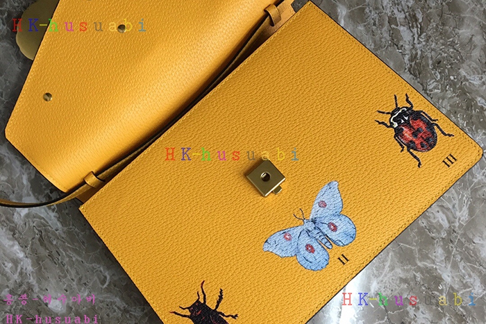 �ڹ̷��ޡ� ���� �� �������õ� ��� ž�ڵ�� GU 488691-4