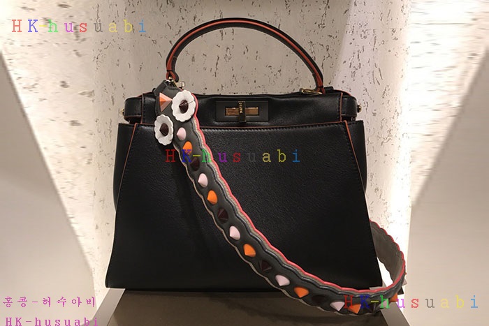 �ڹ̷��ޡ�  ��� ��ī�� �Ż�� F 8093 