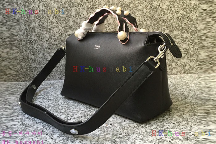 �ڹ̷��ޡ�  ��� ���̴����̹� F 8BL124