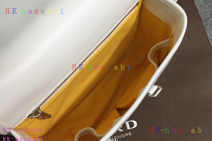 �ڹ̷��ޡ� ���ߵ� �Ż� �޽����� GY 355840-19