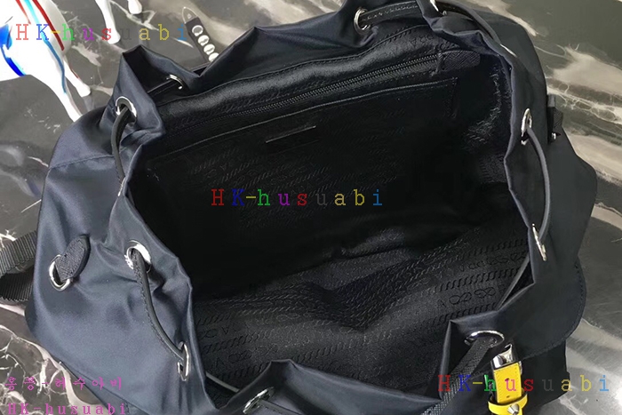 �ڹ̷��ޡ� ����� ���͵� ���� PR 1BZ811-4