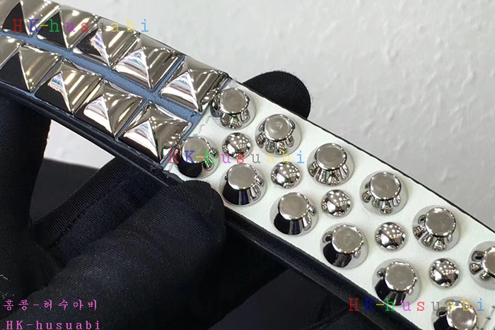 �ڹ̷��ޡ� ����� ���͵� ����� PR 1BD118-3