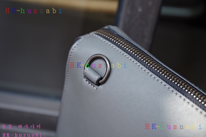 �ڹ̷��ޡ� ��� �Ż� ũ�ν��� F0448-2