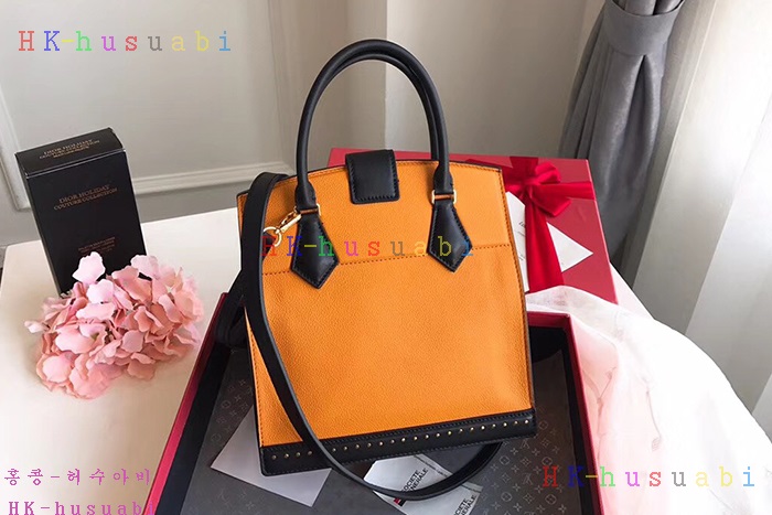 �ڹ̷��ޡ� ���̺��� �Ż� ��Ʈ�� M51654-4