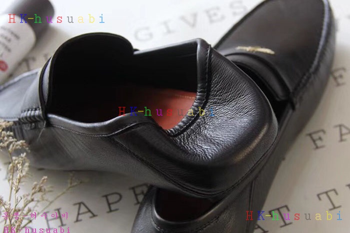 �ڹ̷��ޡ� ���� ���ڼ� ���� GU D06-9