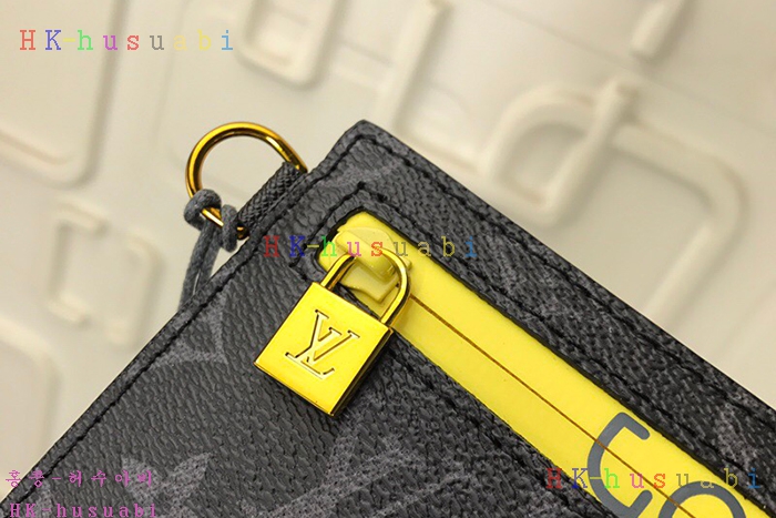 �ڹ̷��ޡڷ��̺��� ���� Ŭ��ġ M68004-2