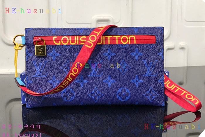 �ڹ̷��ޡڷ��̺��� ���� Ŭ��ġ M68003