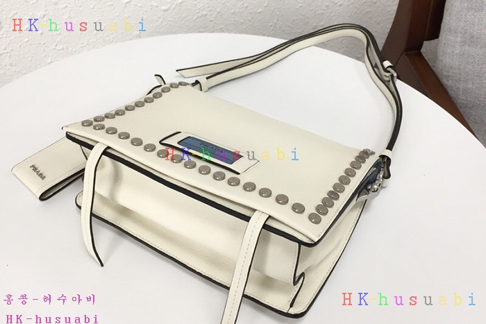 �ڹ̷��ޡ� ����� ���� ����Ʈ ��Ƽ�� ����� PR 1BD082-4