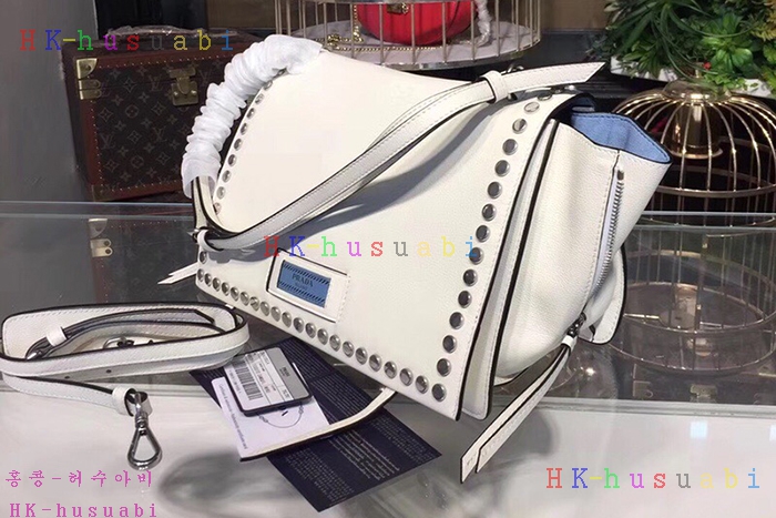 �ڹ̷��ޡ� ����� ����Ʈ ��Ƽ�� ����� PR 1BD081-4