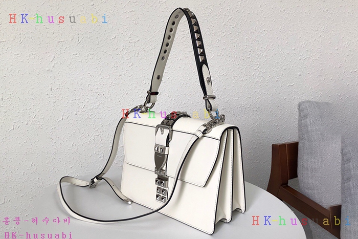 �ڹ̷��ޡ� ����� ���͵� �ΰ�  ����� PR 1BA179-2