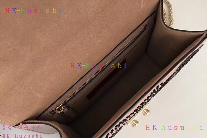 �ڹ̷��ޡ� �߷�Ƽ�� �����͵� ����� V0312-2