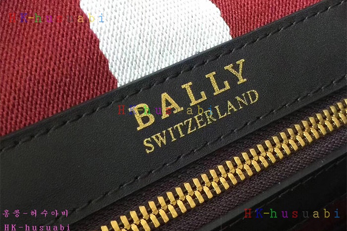 �ڹ̷��ޡ� �߸� �Ż� �������� BL85088-2