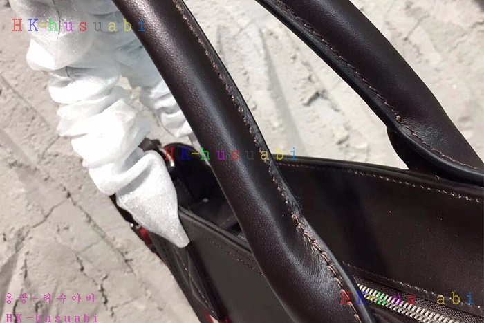 �ڹ̷��ޡ� �߸� �Ż� �������� BL780170B