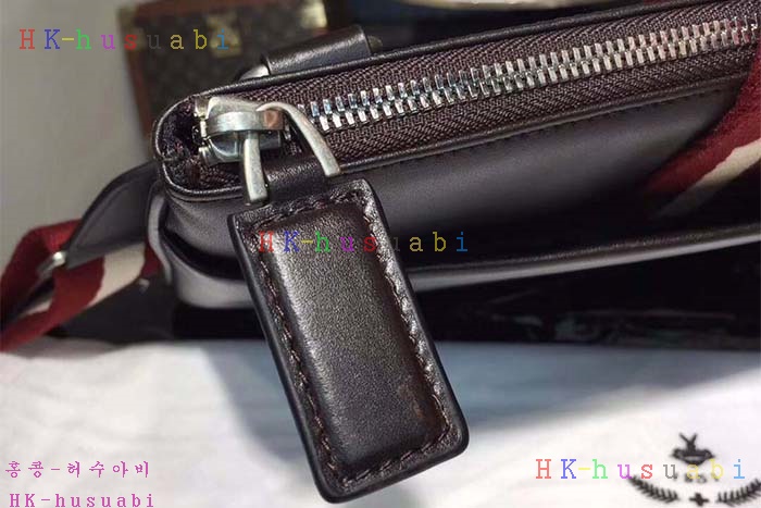 �ڹ̷��ޡ� �߸� �Ż� �������� BL700170