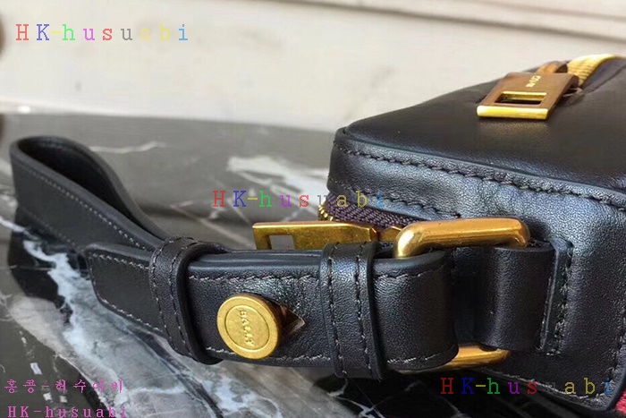 �ڹ̷��ޡ� �߸� ������ Ŭ��ġ�� BL48088