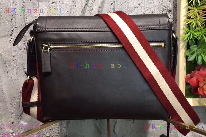 �ڹ̷��ޡ� �߸� ������ ũ�ν��� BL700160