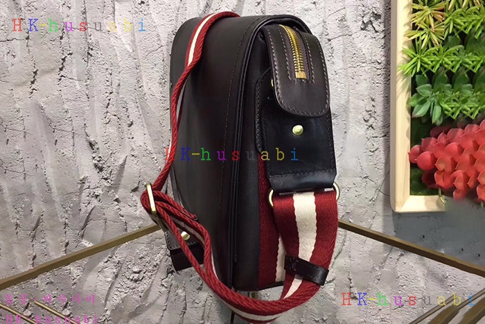 �ڹ̷��ޡ� �߸� ������ ũ�ν��� BL700160